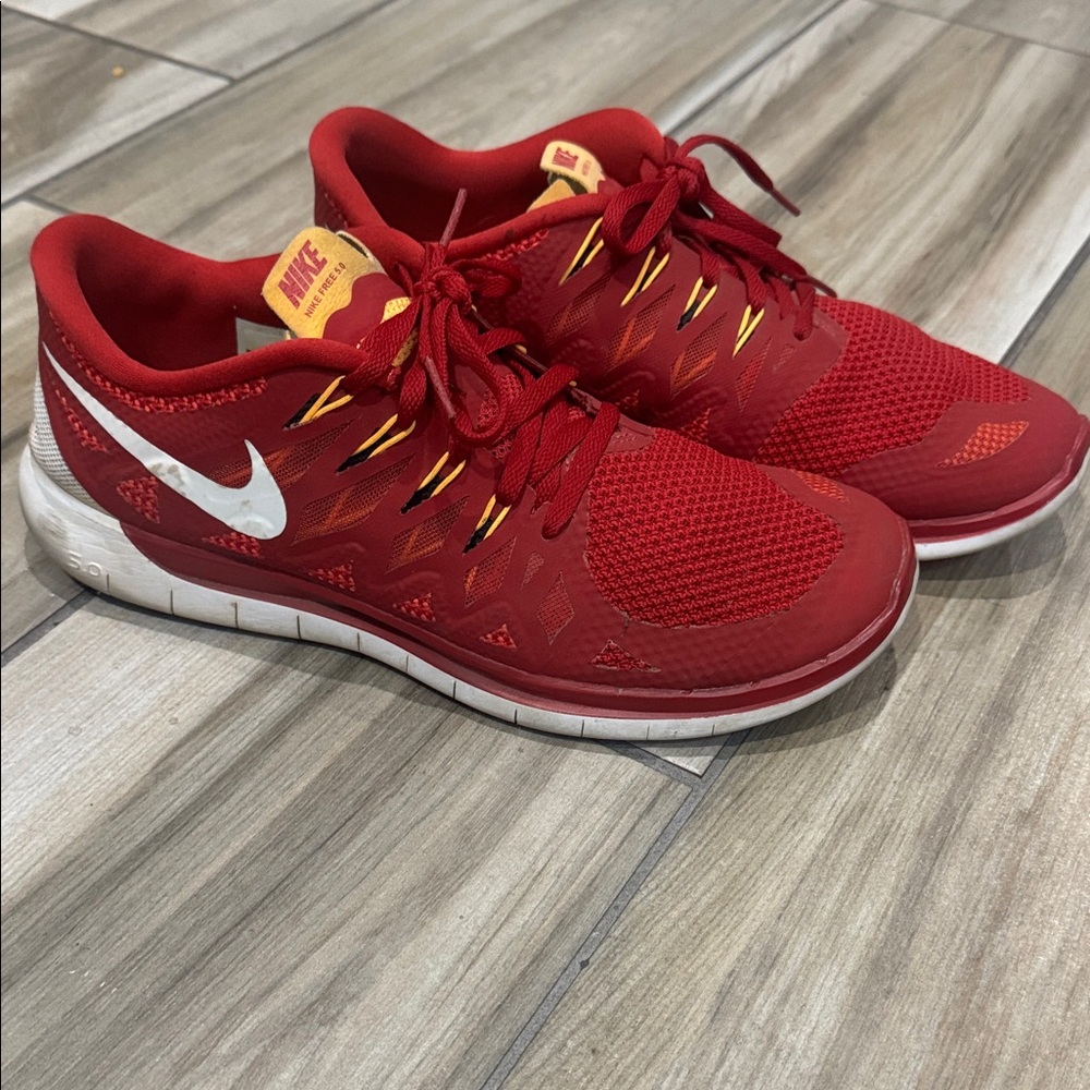 Nike 5.0 free pre owned Running Shoes.